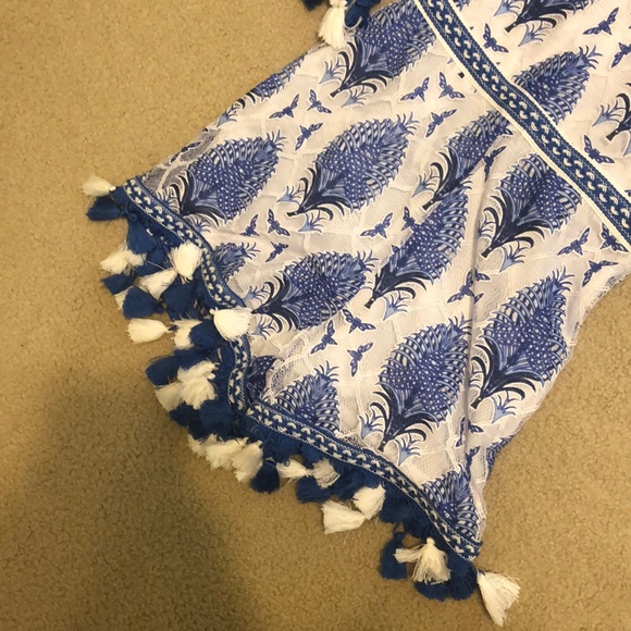 STUNNING romper - Picture 3 of 4